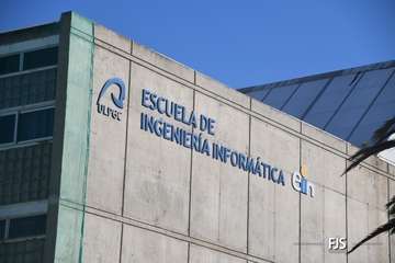 La ULPGC inmortaliza a su recordado profesor Antonio Falcón/FJS Fotografía.